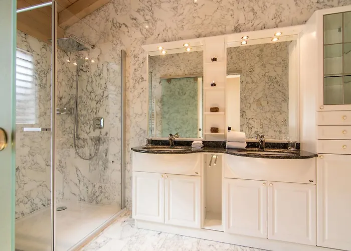 Апартаменты Sunshine Зас-Фе