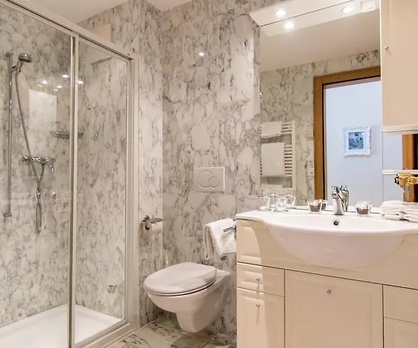 Sunshine Апартаменты *