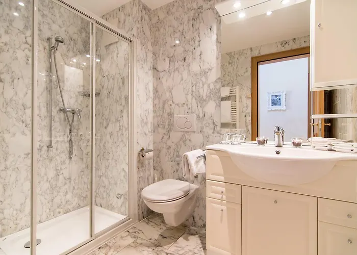 Апартаменты Sunshine Зас-Фе